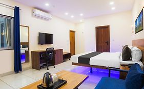 Super Townhouse Vikaspuri